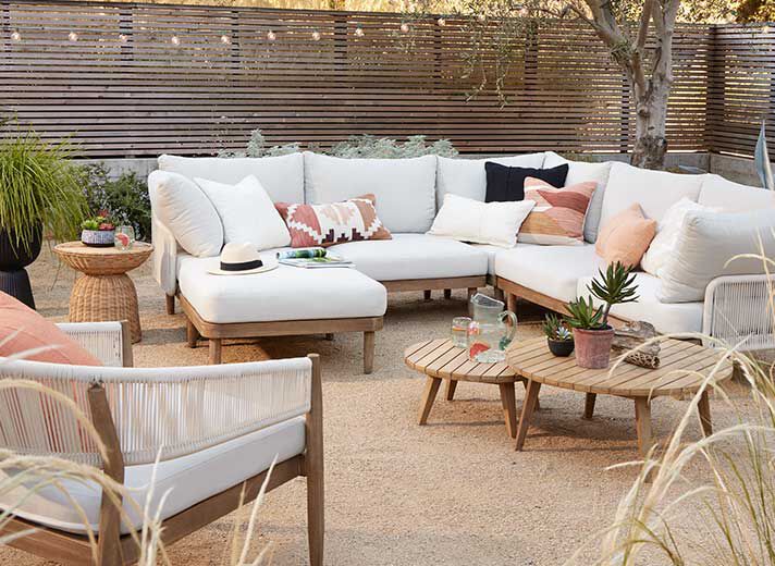 Outdoor World Market