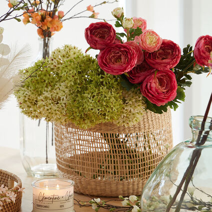 Where to Buy the Most Realistic Fake Flowers - Sanctuary Home Decor