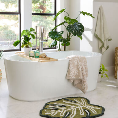 Green Monstera Shaped Tufted Bath Mat Green Monstera Shaped Tufted Bath Mat