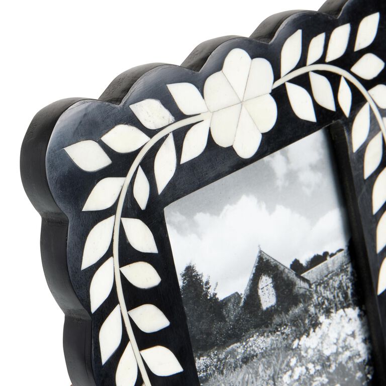 Sammita 4x6 Black & White Picture Frame - Hand Carved Marble – Matr Boomie  Wholesale