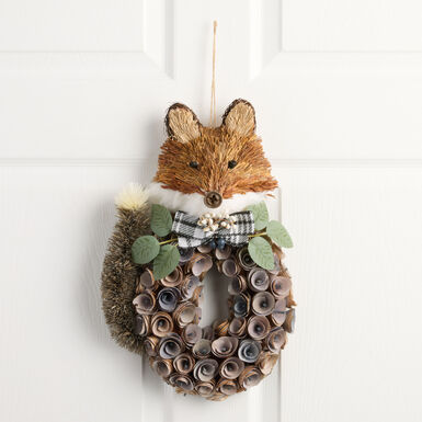 Brown Wood Curl and Sisal Winter Fox Shaped Wreath Brown Wood Curl and Sisal Winter Fox Shaped Wreath