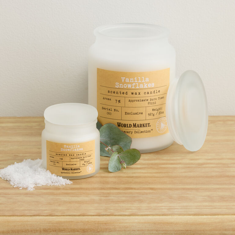 Apothecary Vanilla Snowflakes Scented Candle image number 1