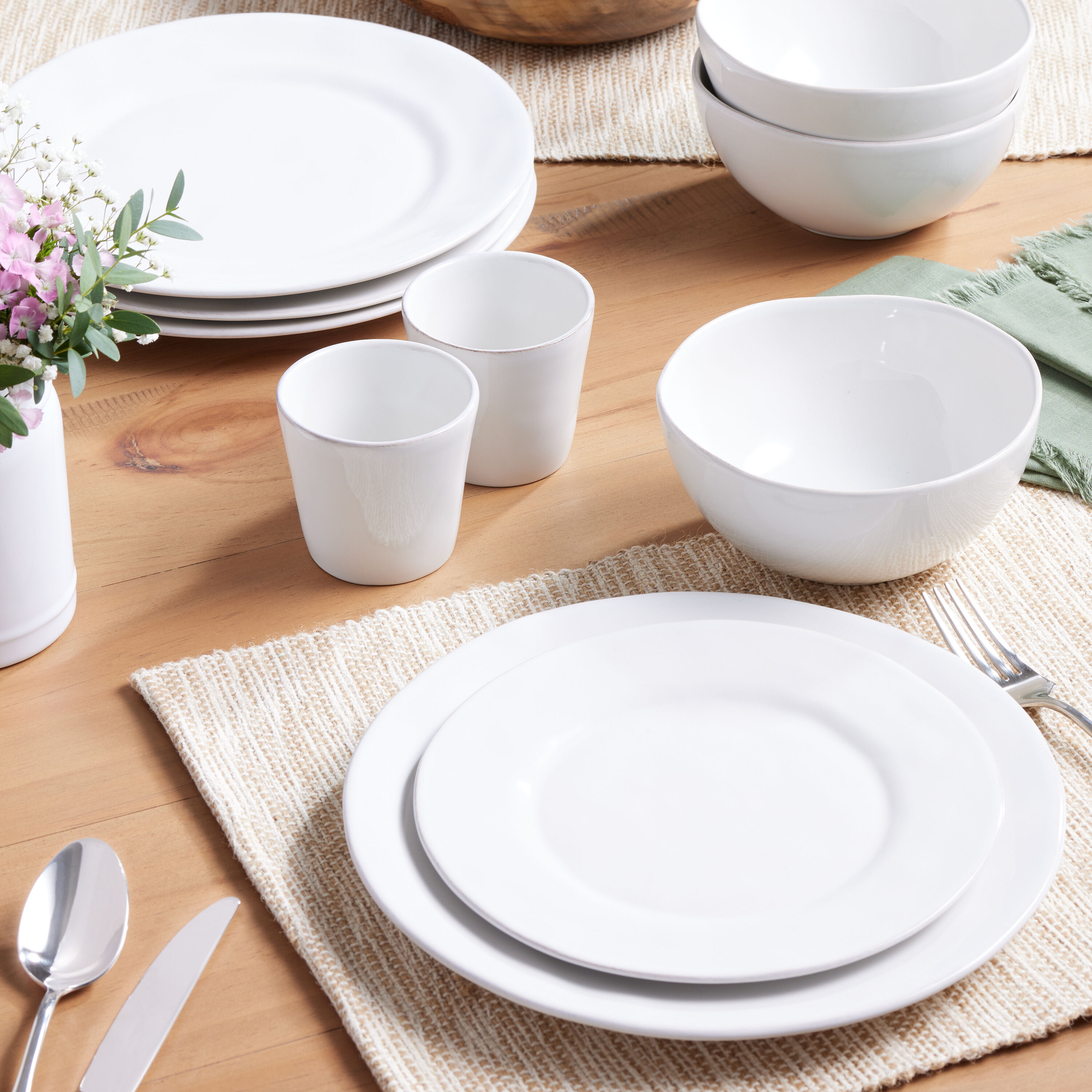 Prado White Reactive Glaze Dinnerware Collection