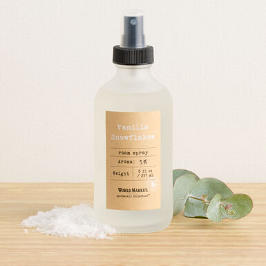Apothecary Vanilla Snowflakes Room Spray Apothecary Vanilla Snowflakes Room Spray