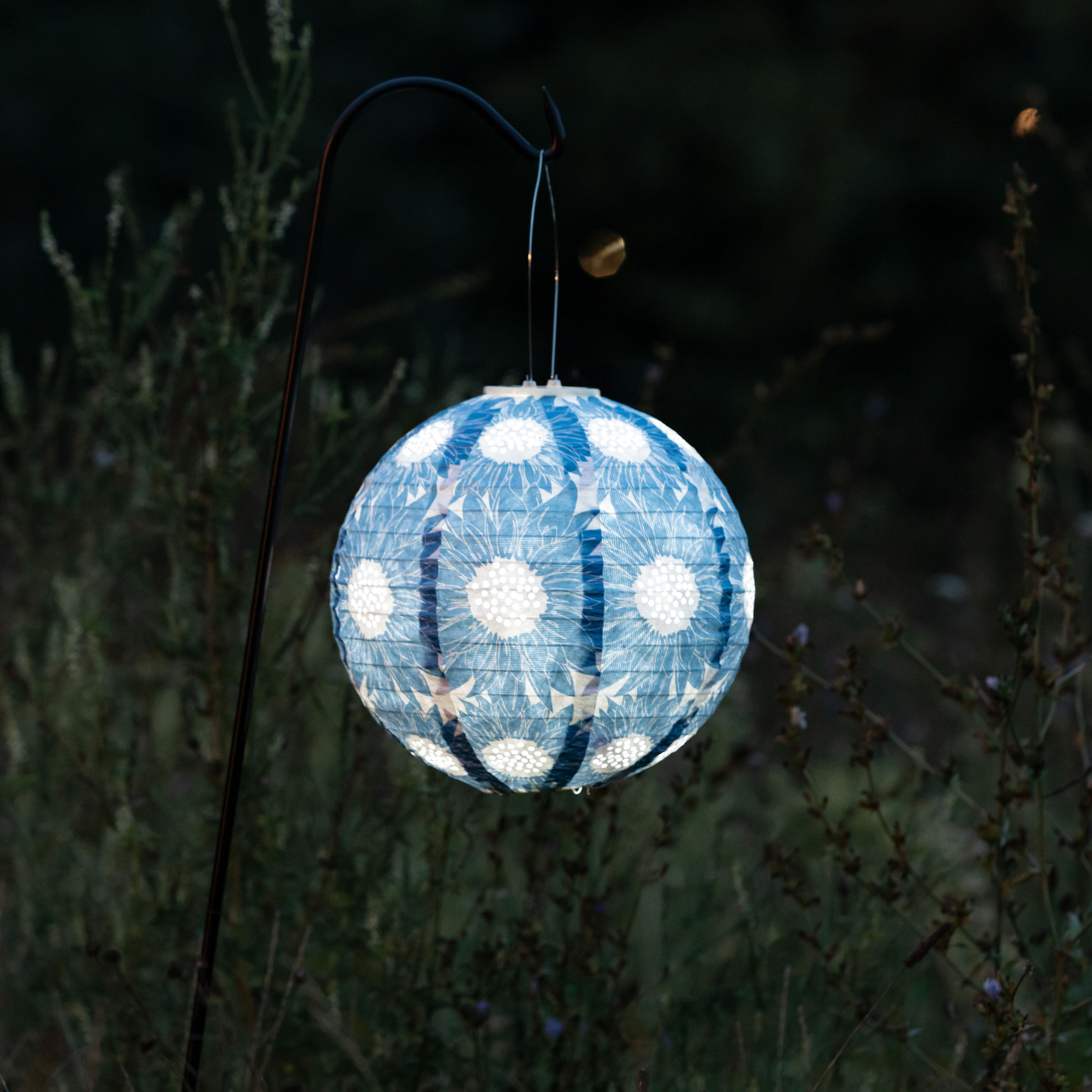 Fabiola Round Fabric Sunflower Solar LED Lantern image number 2