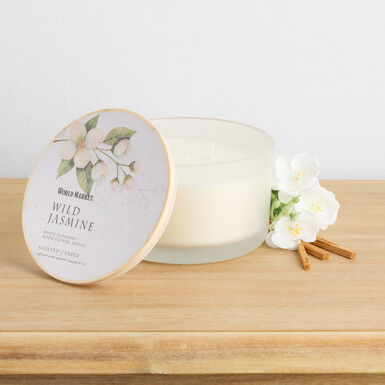 Botanical Wild Jasmine 3 Wick Scented Candle Botanical Wild Jasmine 3 Wick Scented Candle