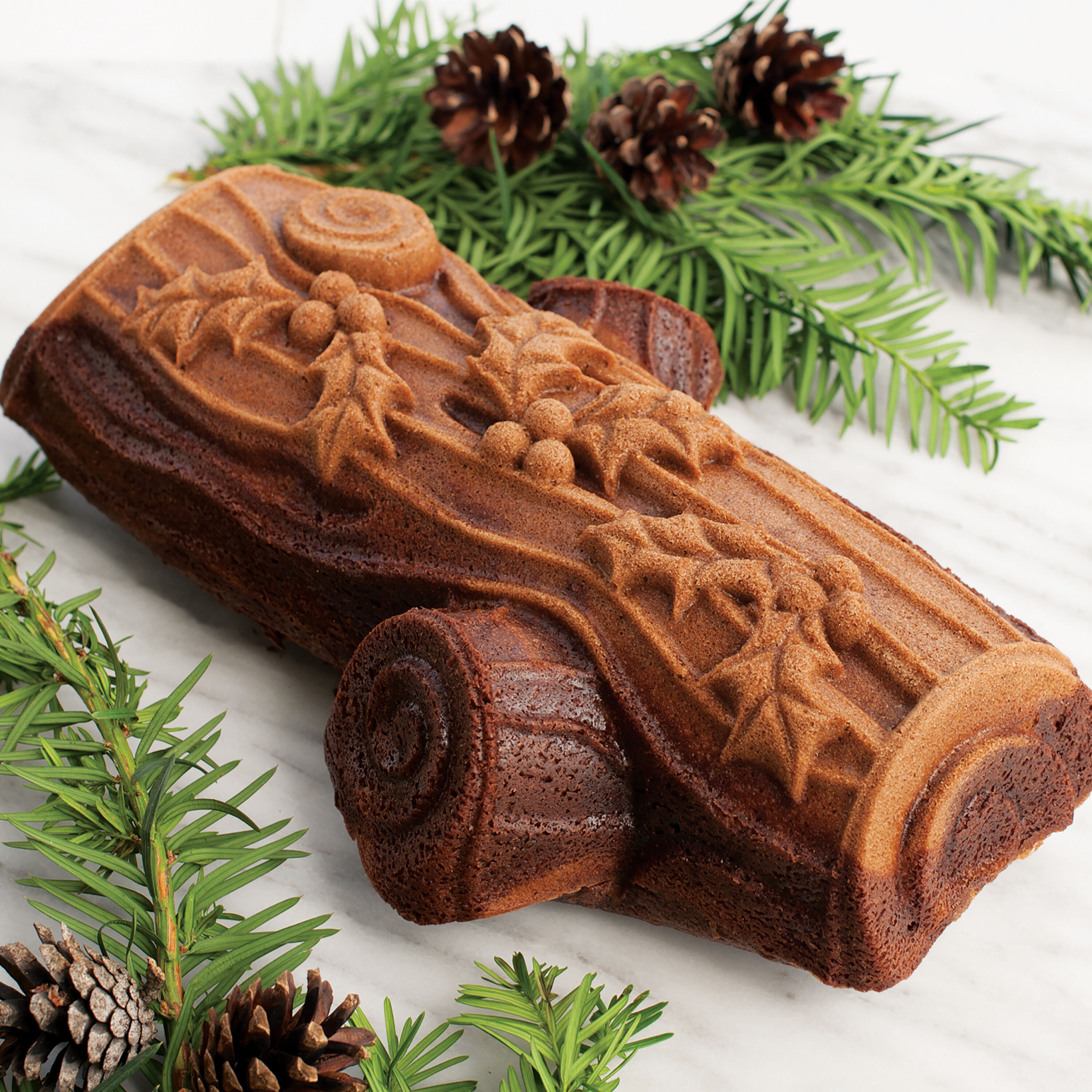 Nordic Ware Cast Aluminum Buche De Noel Yule Log Cake Pan image number 2