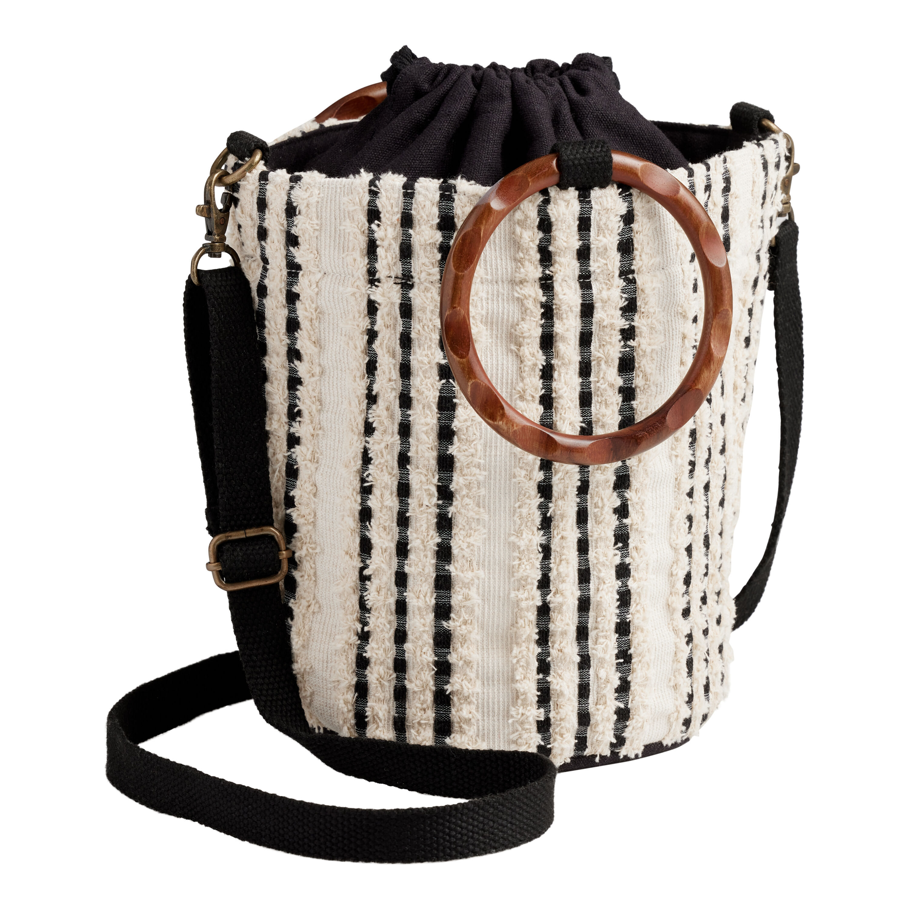 Bucket bag with ring handle outlet