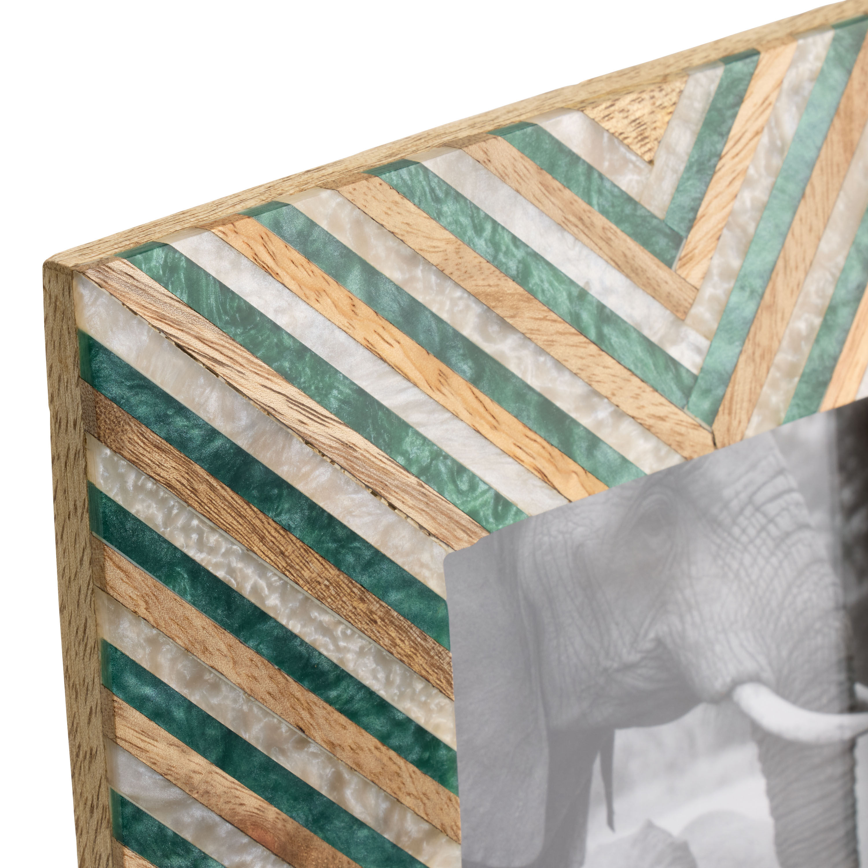 Mango Wood and Resin Chevron Picture Frame image number 2