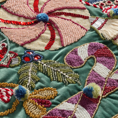 Green Velvet Ornaments Embroidered Beaded Table Runner Green Velvet Ornaments Embroidered Beaded Table Runner