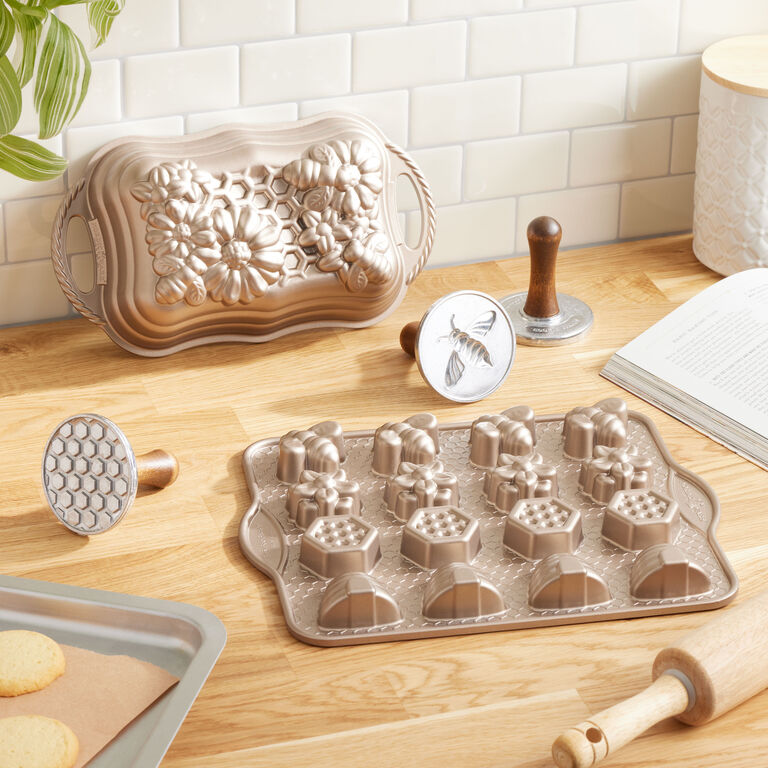 Nordic Ware Honeycomb Loaf Pan