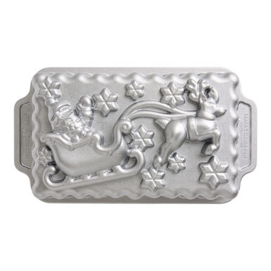 Nordic Ware Nonstick Cast Aluminum Santa's Sleigh Loaf Pan Nordic Ware Nonstick Cast Aluminum Santa's Sleigh Loaf Pan