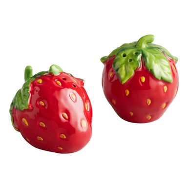 Strawberry Hand Painted Figural Salt and Pepper Shaker Set Strawberry Hand Painted Figural Salt and Pepper Shaker Set