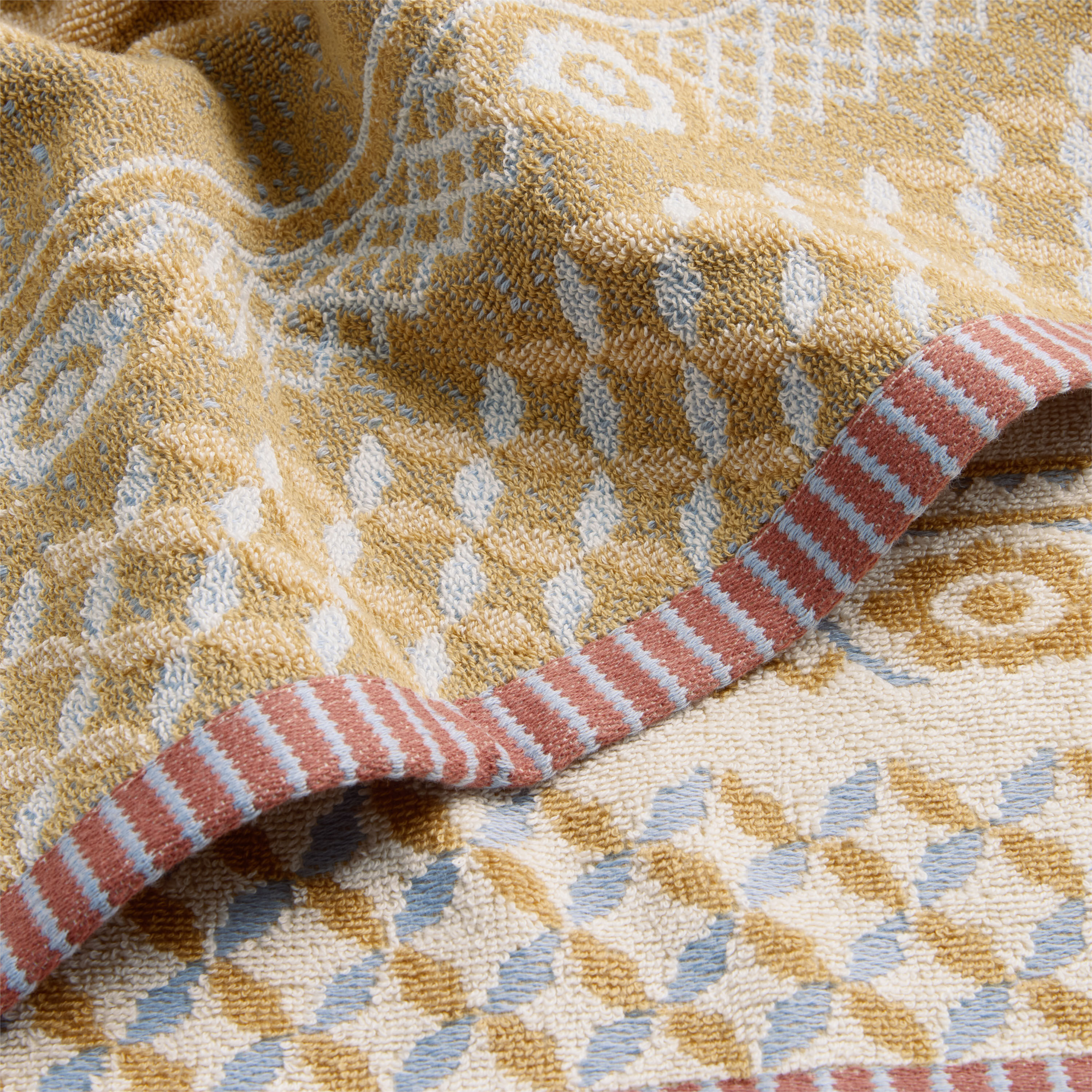 Cream Vintage Mirrored Birds Cotton Hand Towel image number 3