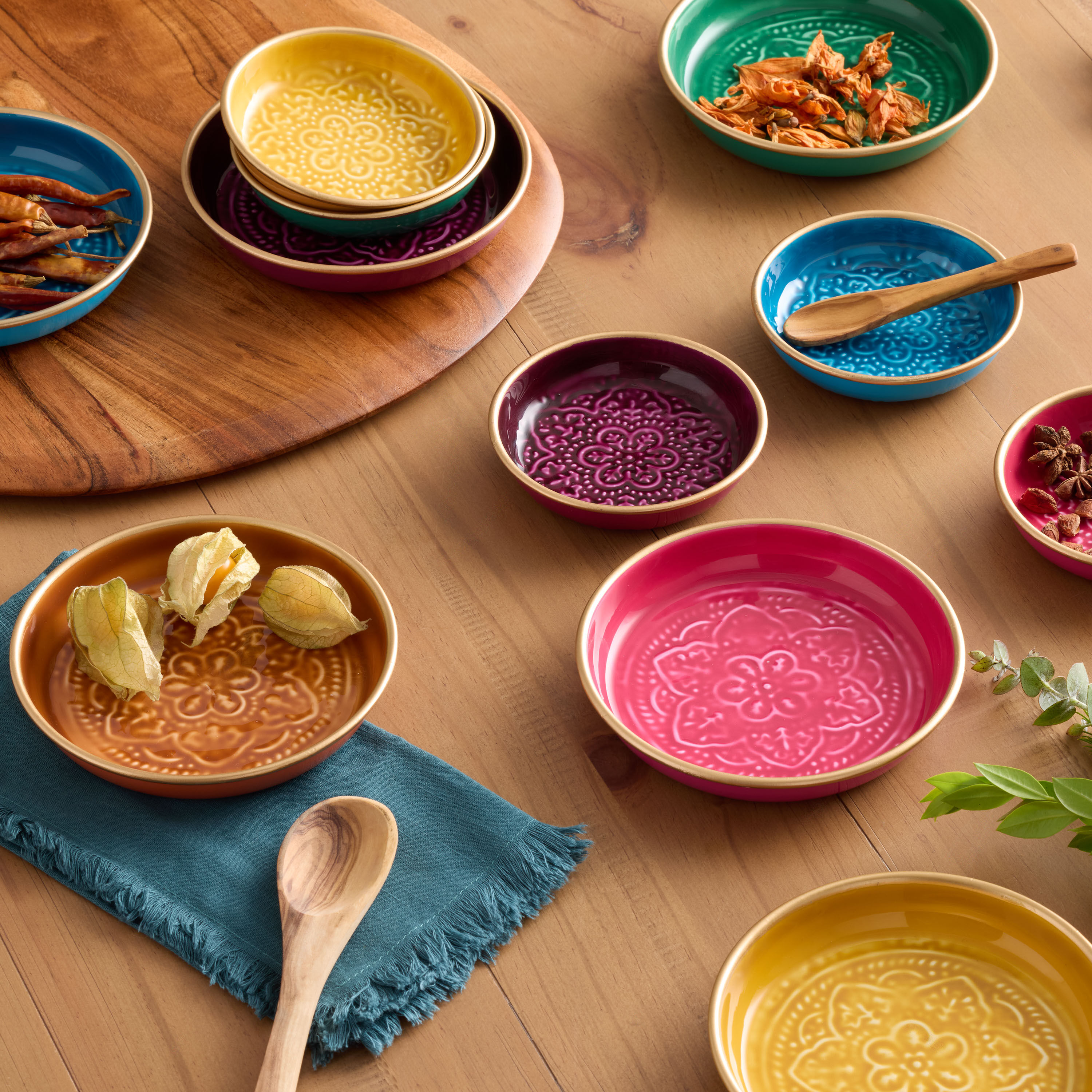 Devina Metal Enameled Appetizer Plate Set of 6 image number 1