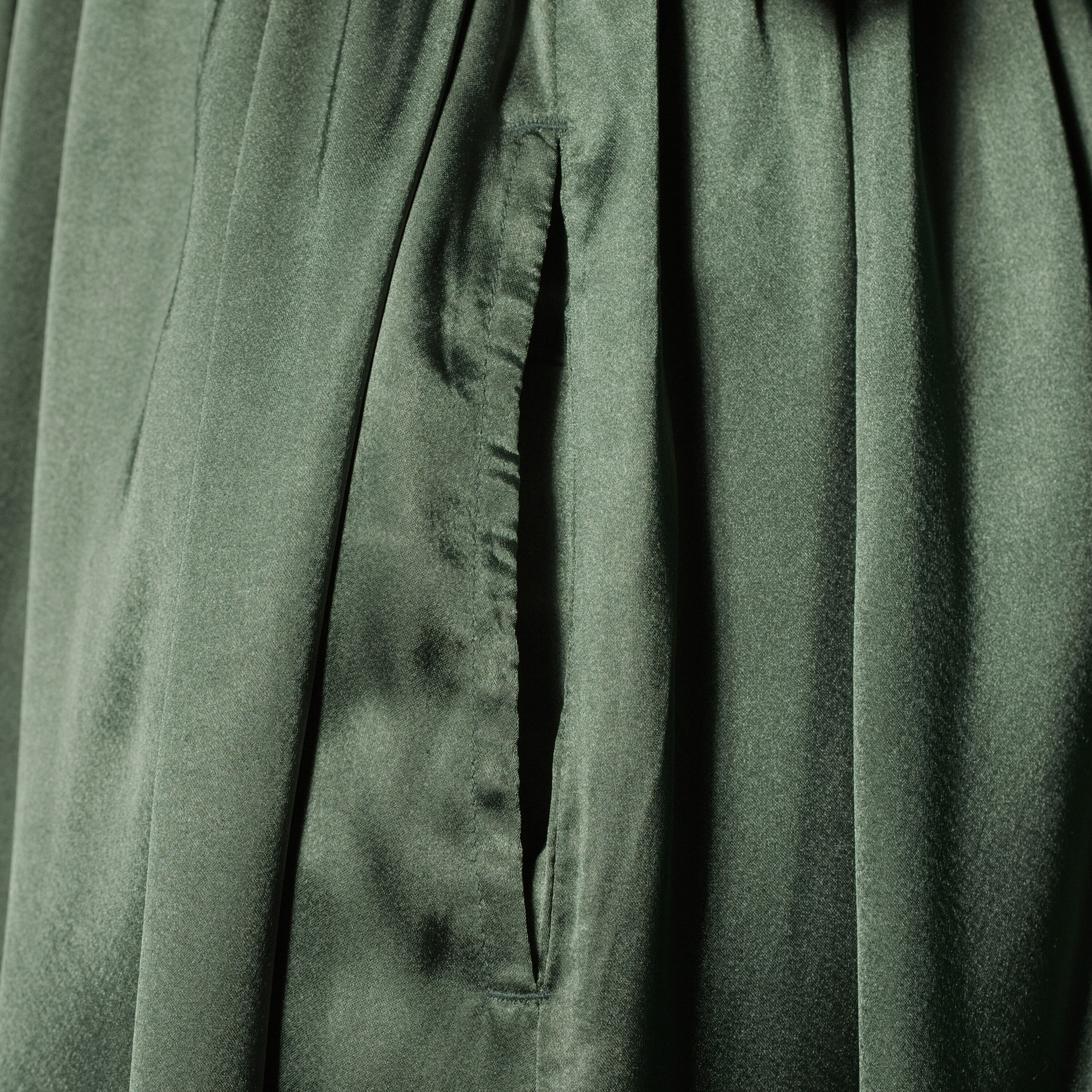 Mira Laurel Green Satin Floral Embroidered Kaftan Dress image number 2