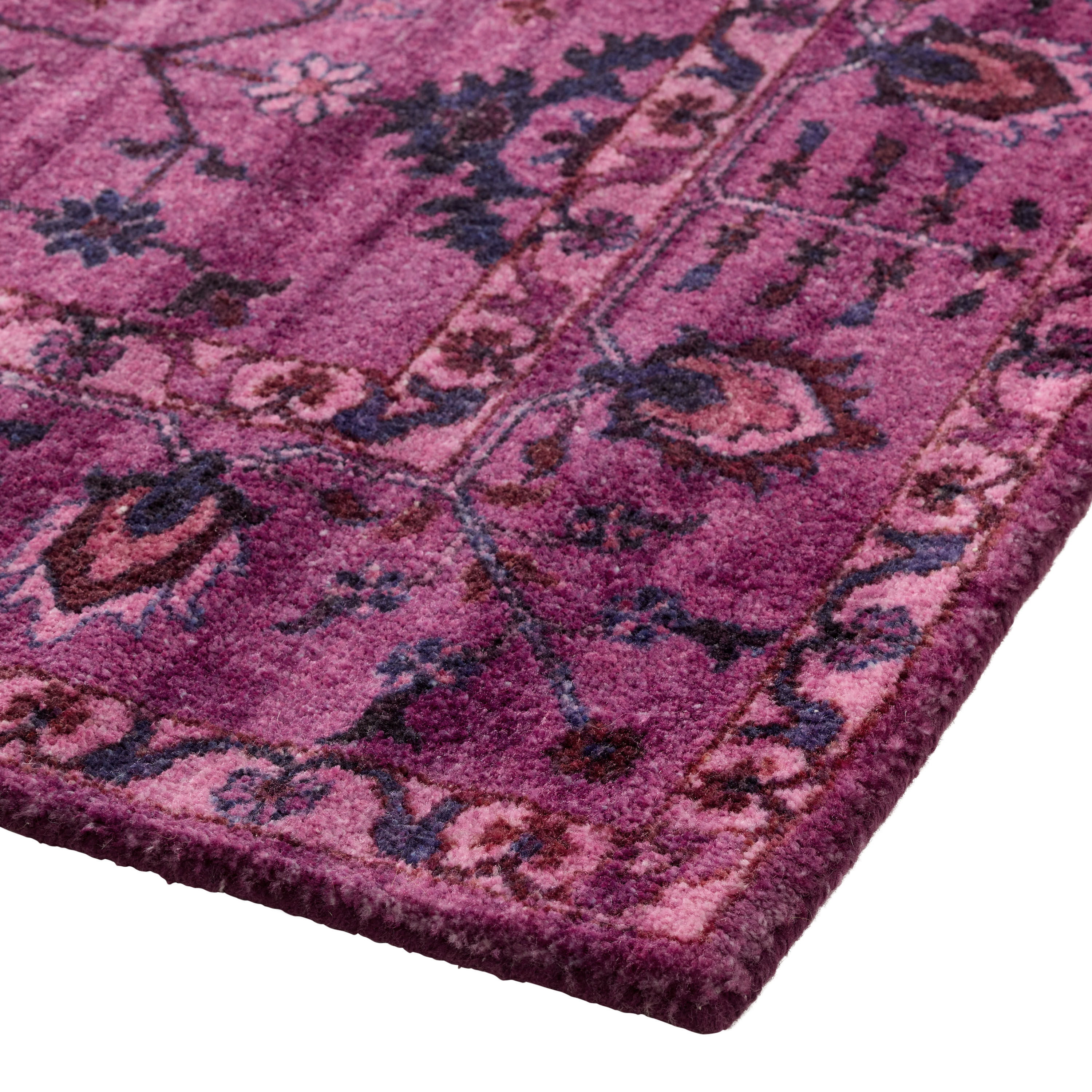 Econyl Fuchsia Traditional Style Tufted Recycled Nylon Area Rug image number 2