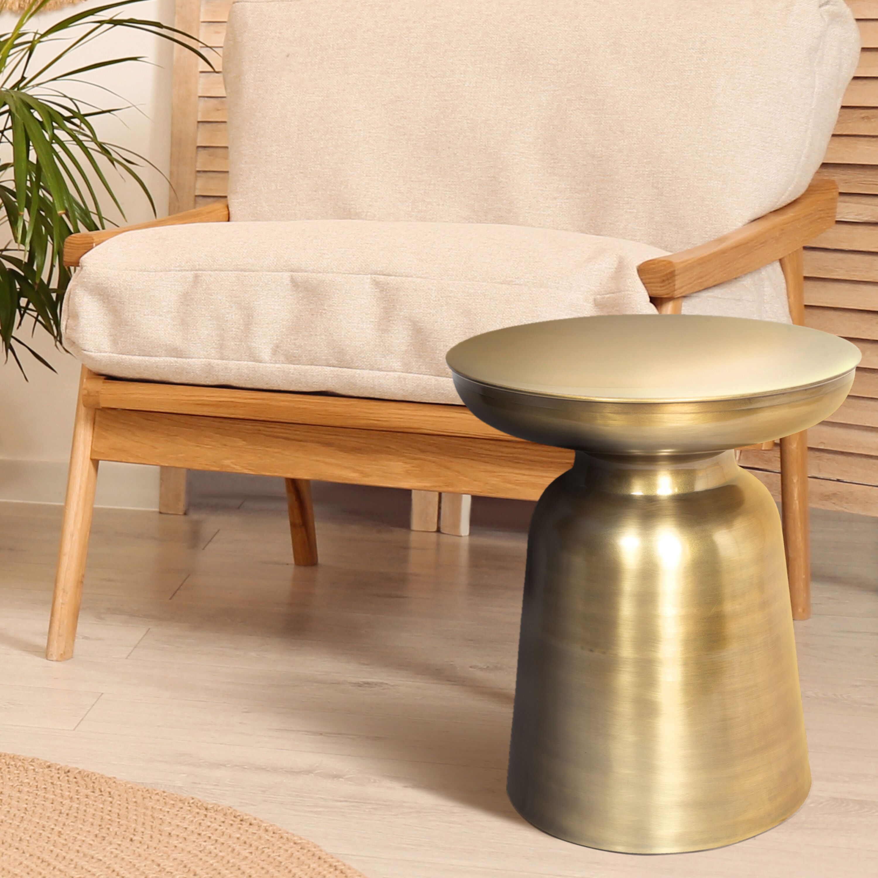 World market sales gold table