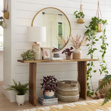 Sana Round Metal Wall Mirror Sana Round Metal Wall Mirror