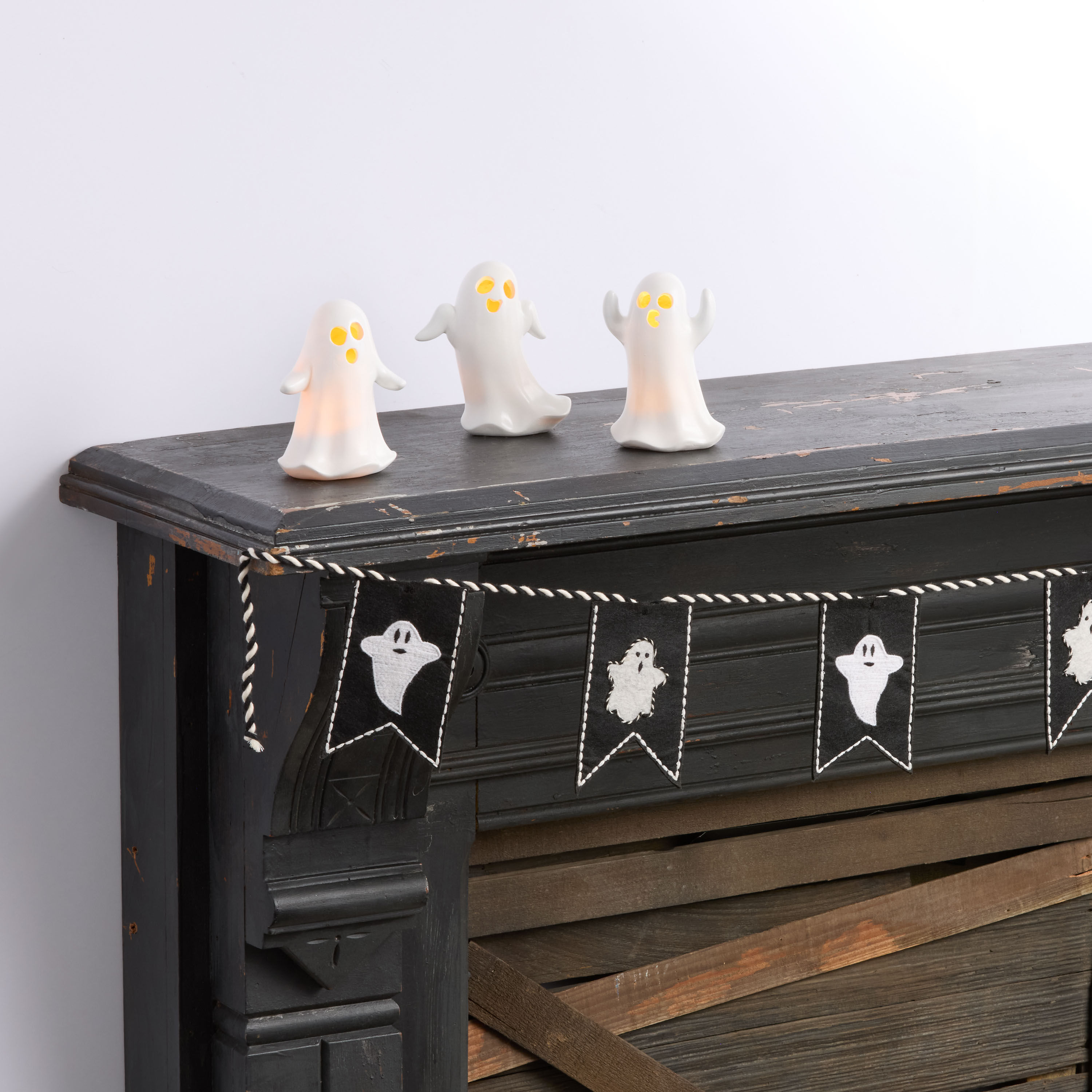 Black and White Felted Wool Ghost Bunting Garland image number 2