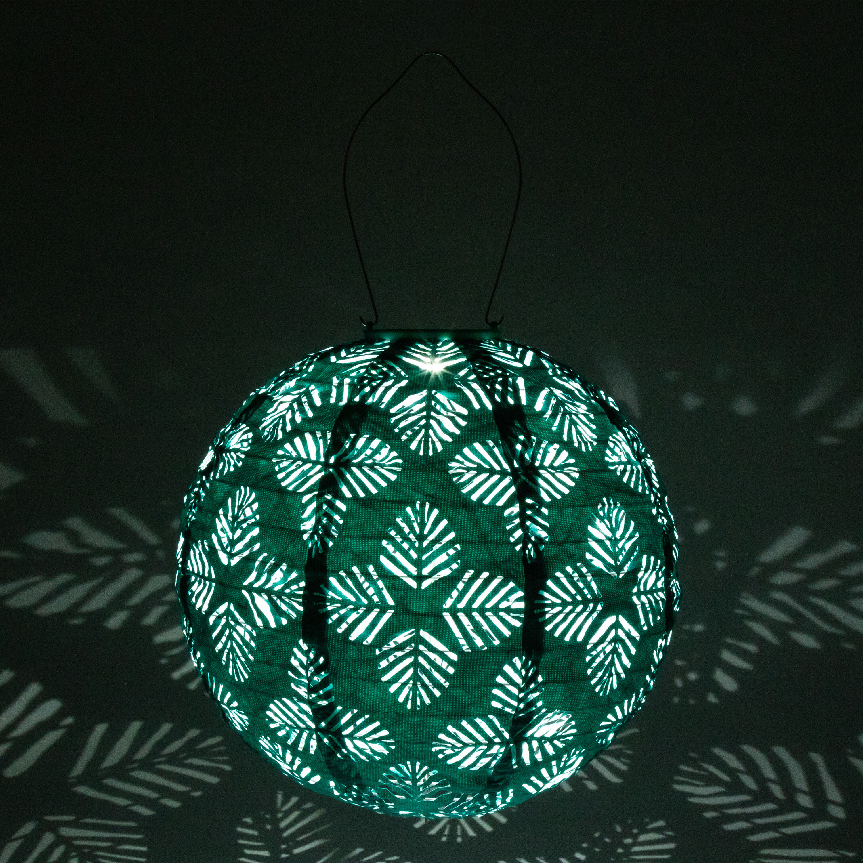 Round Geo Palm Fabric Solar LED Lantern image number 3