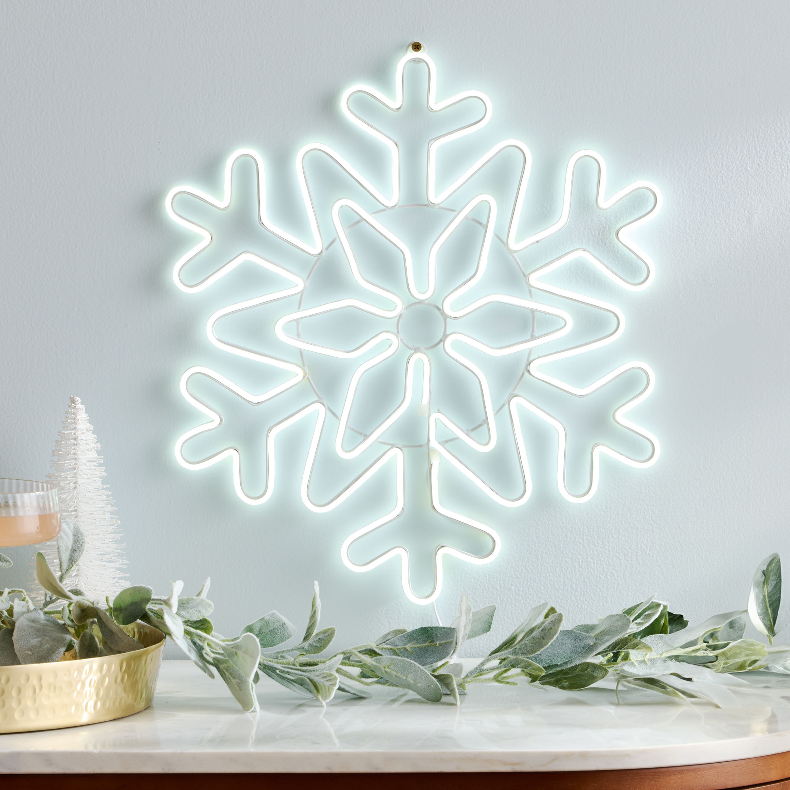 Neon Cool White Snowflake LED Electric Sign Wall Decor