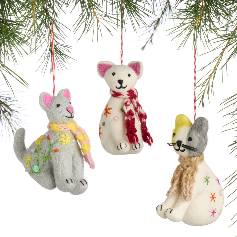 Wool Embroidered Cat with Scarf Ornaments Set of 3 image number 1
