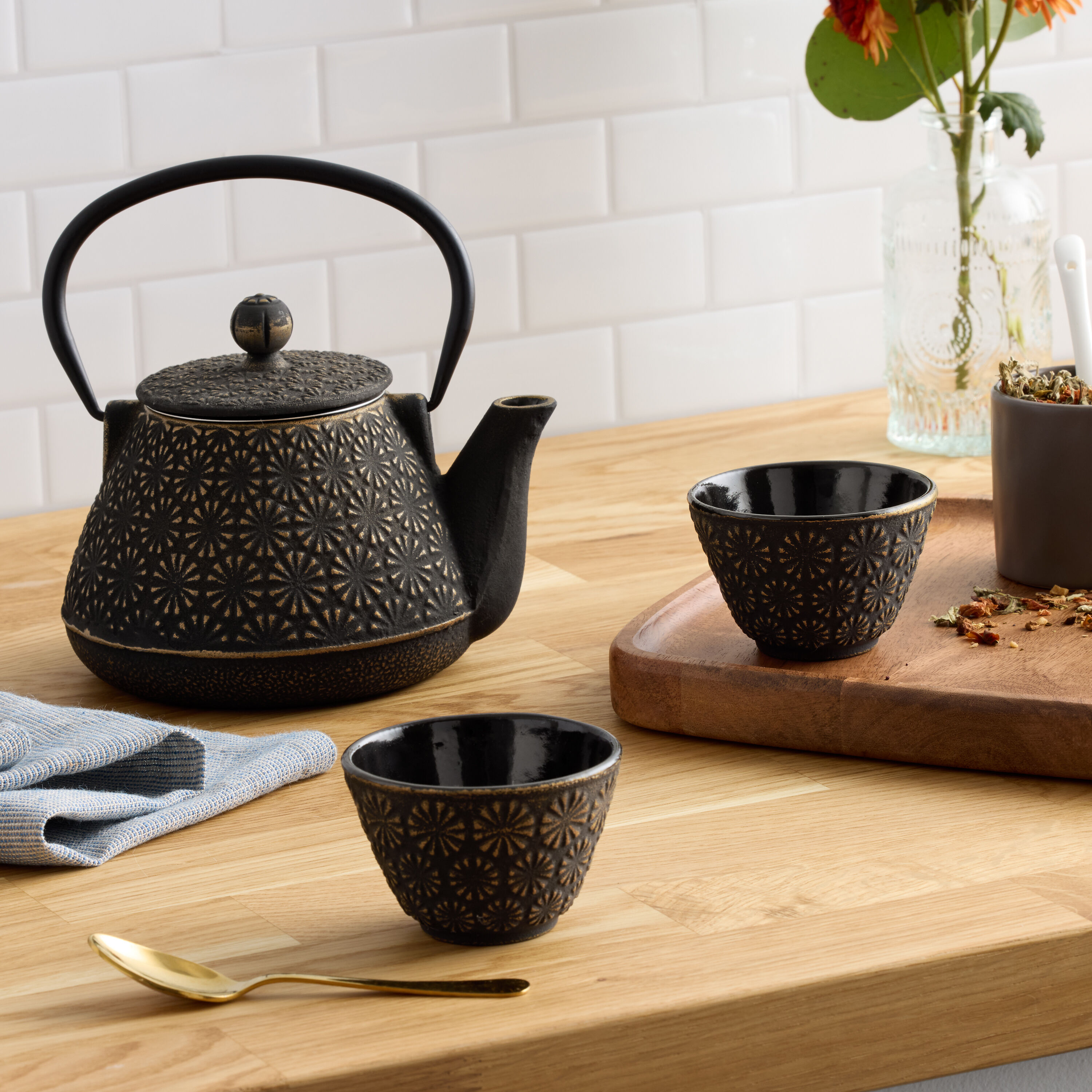 Tea kettle set top
