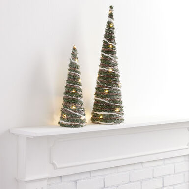 Vine and Yarn LED Light Up Tree Tabletop Decor Vine and Yarn LED Light Up Tree Tabletop Decor