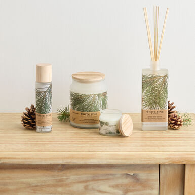 Winter Woodland White Pine & Birch Scented Candle Winter Woodland White Pine & Birch Scented Candle