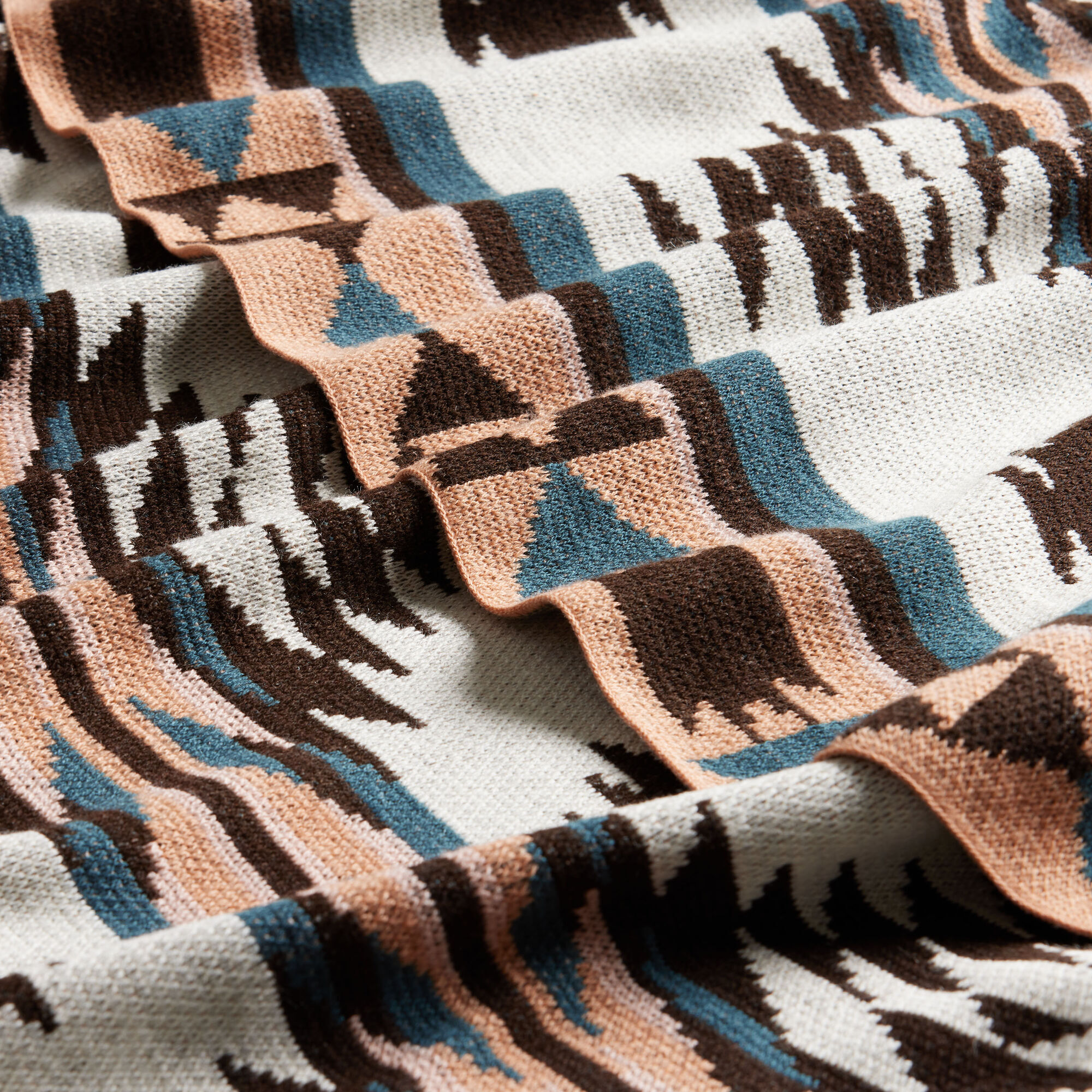Ivory And Brown Diamond On The Go Throw Blanket