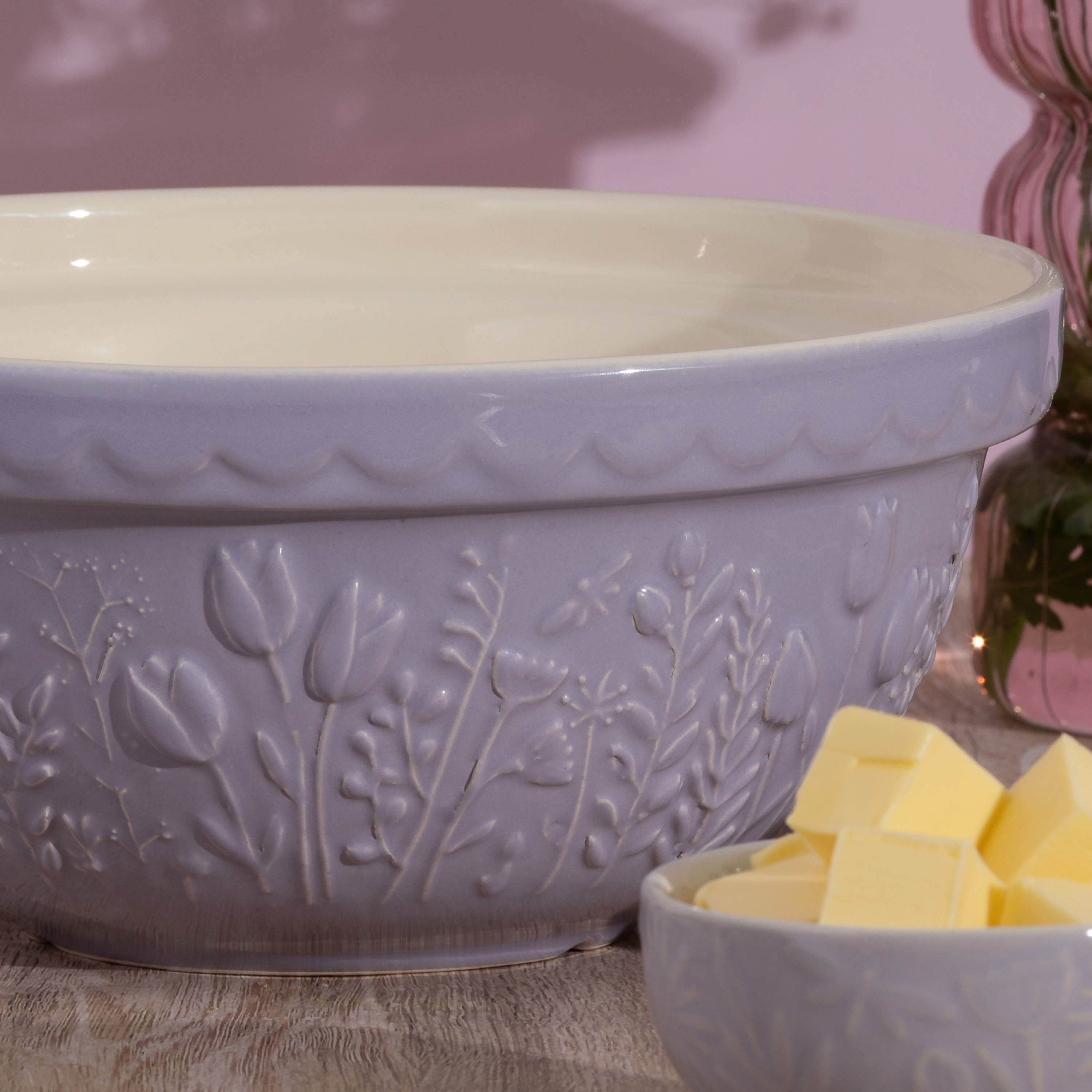 Mason Cash Small Lilac In the Meadow Ceramic Mixing Bowl image number 3