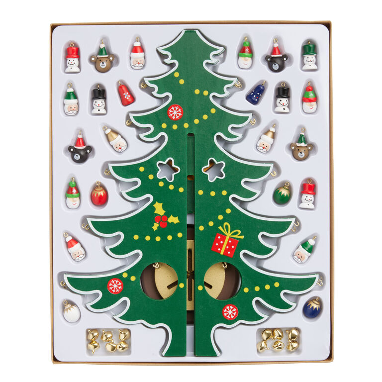 Wood Christmas Tree With Ornaments Tabletop Decor Kit image number 2