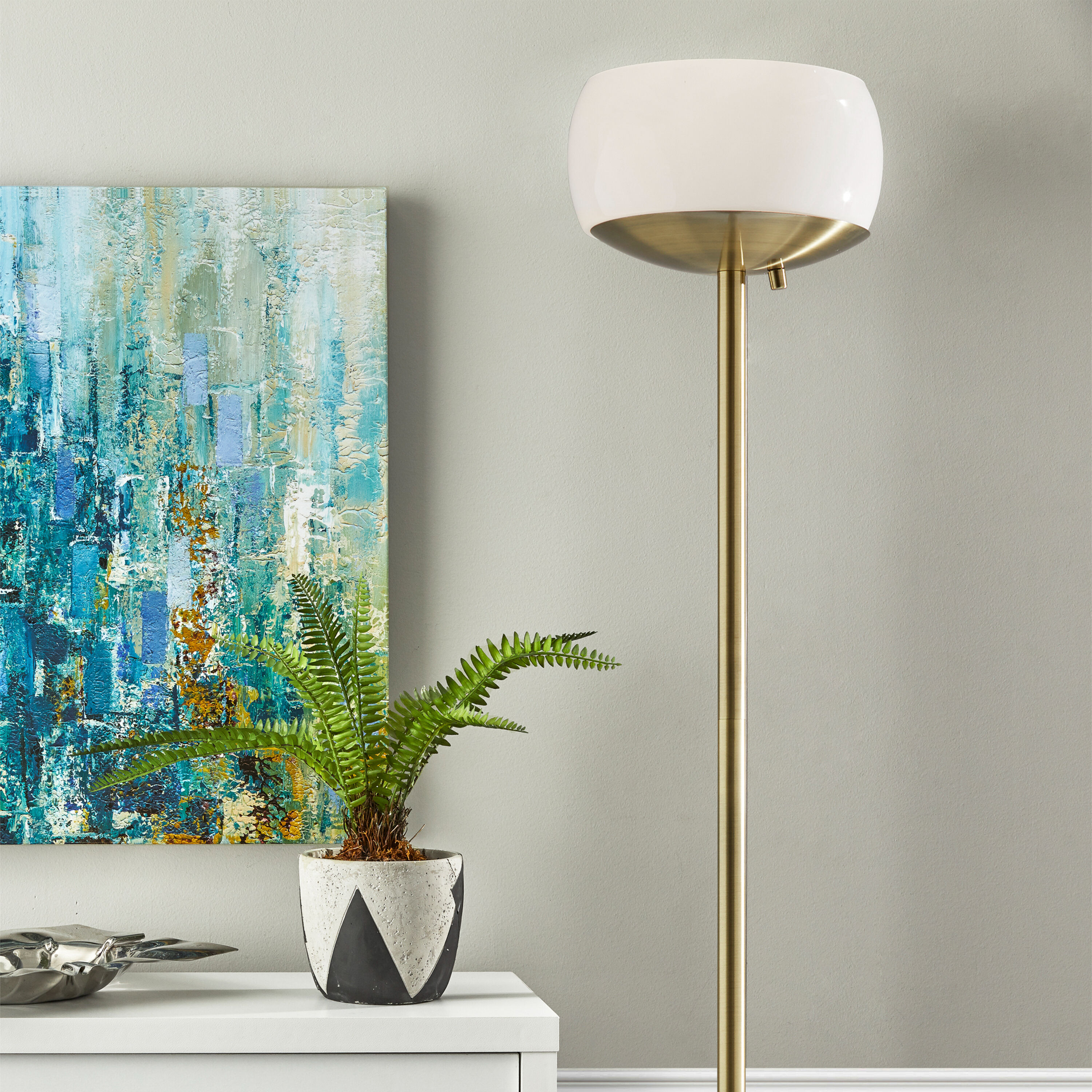 Torchiere outlet floor lamp