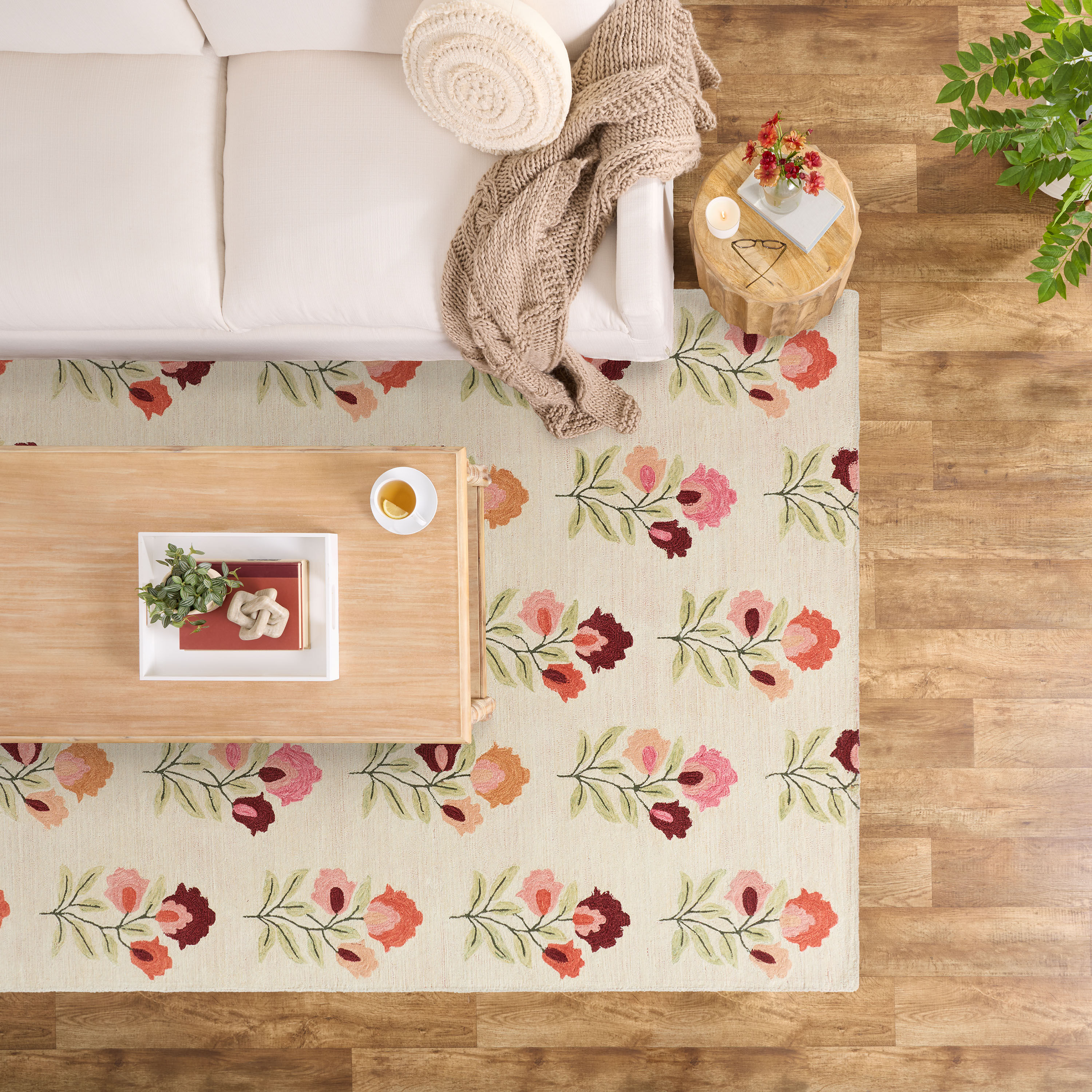 Lotta Pink and Ivory Floral Tufted Wool Blend Area Rug