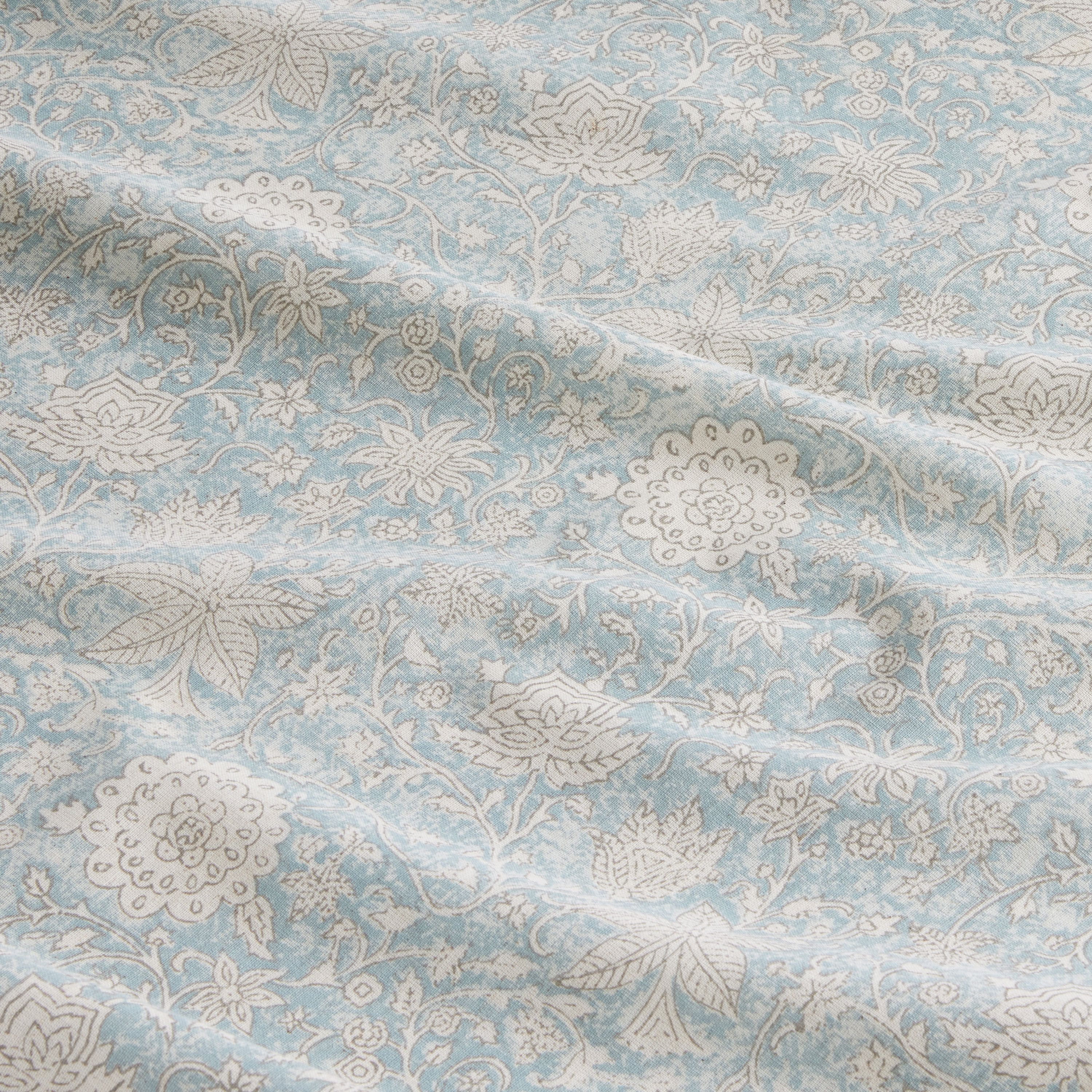 Sage Green and White Floral Tablecloth image number 1