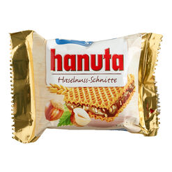 Kinder Hanuta Chocolate Cream and Hazelnut Wafer Bar