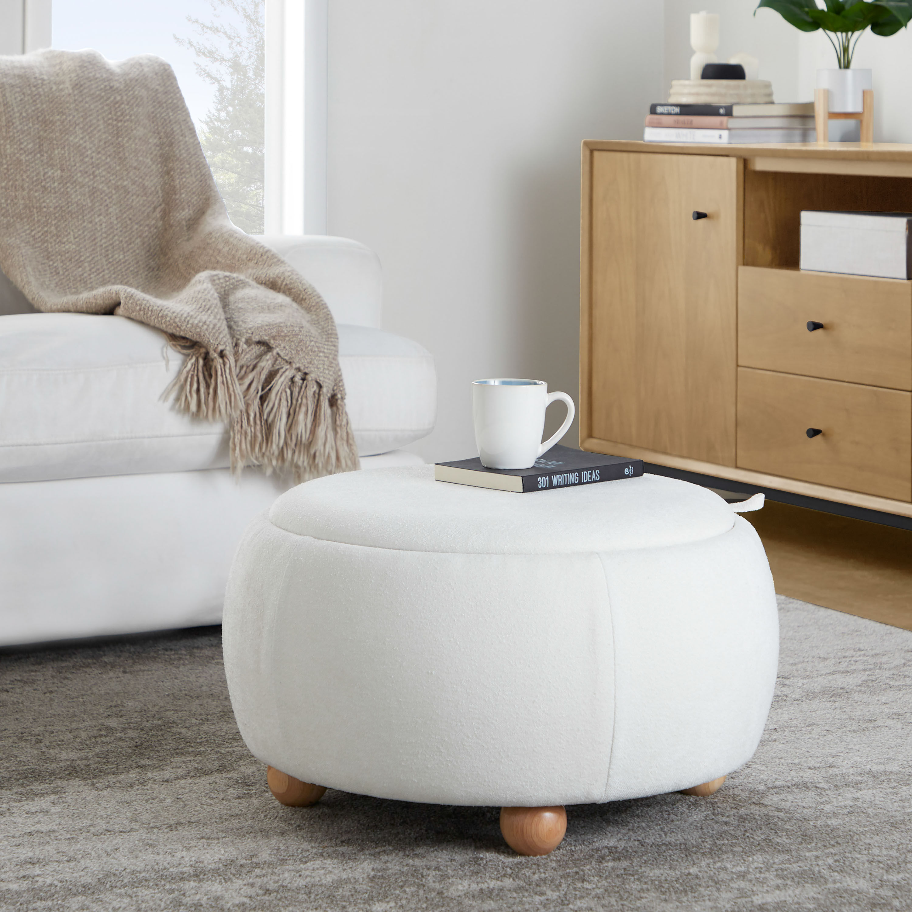 Shiloh Round Upholstered Storage Ottoman with Tray Top image number 5