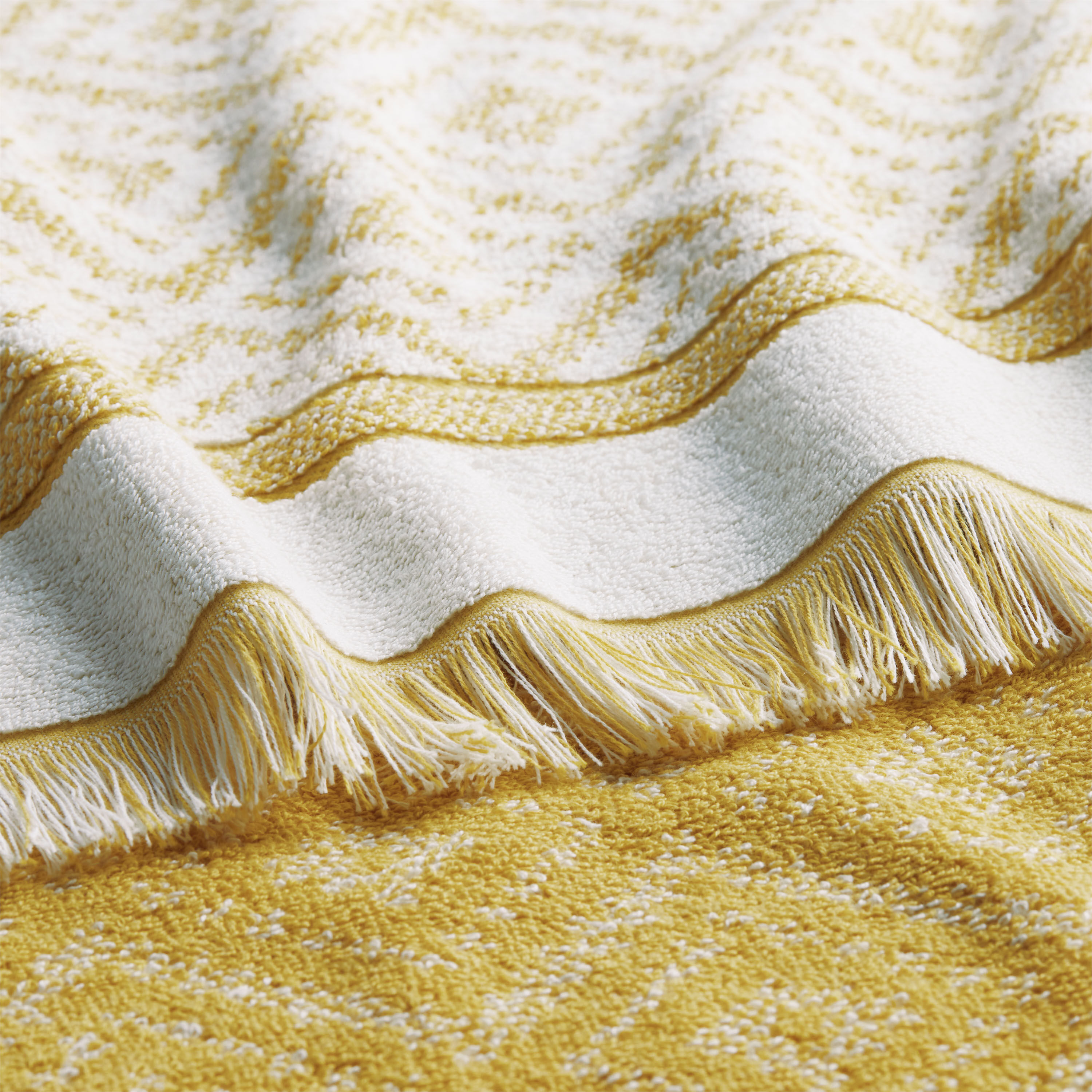 Indie Mustard Yellow Diamond Bath Towel image number 3