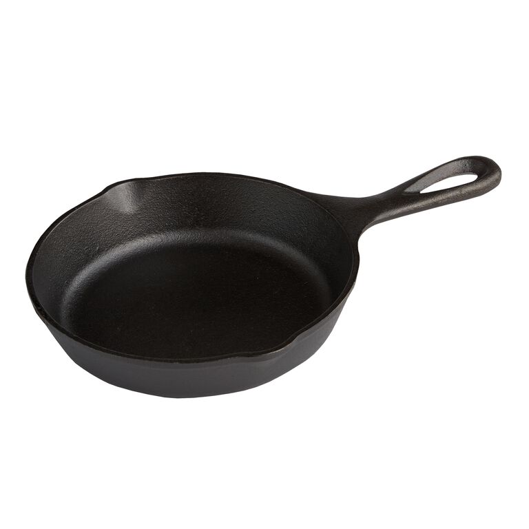 This Lodge 8-Inch Skillet Is the Perfect Size for One Person, and