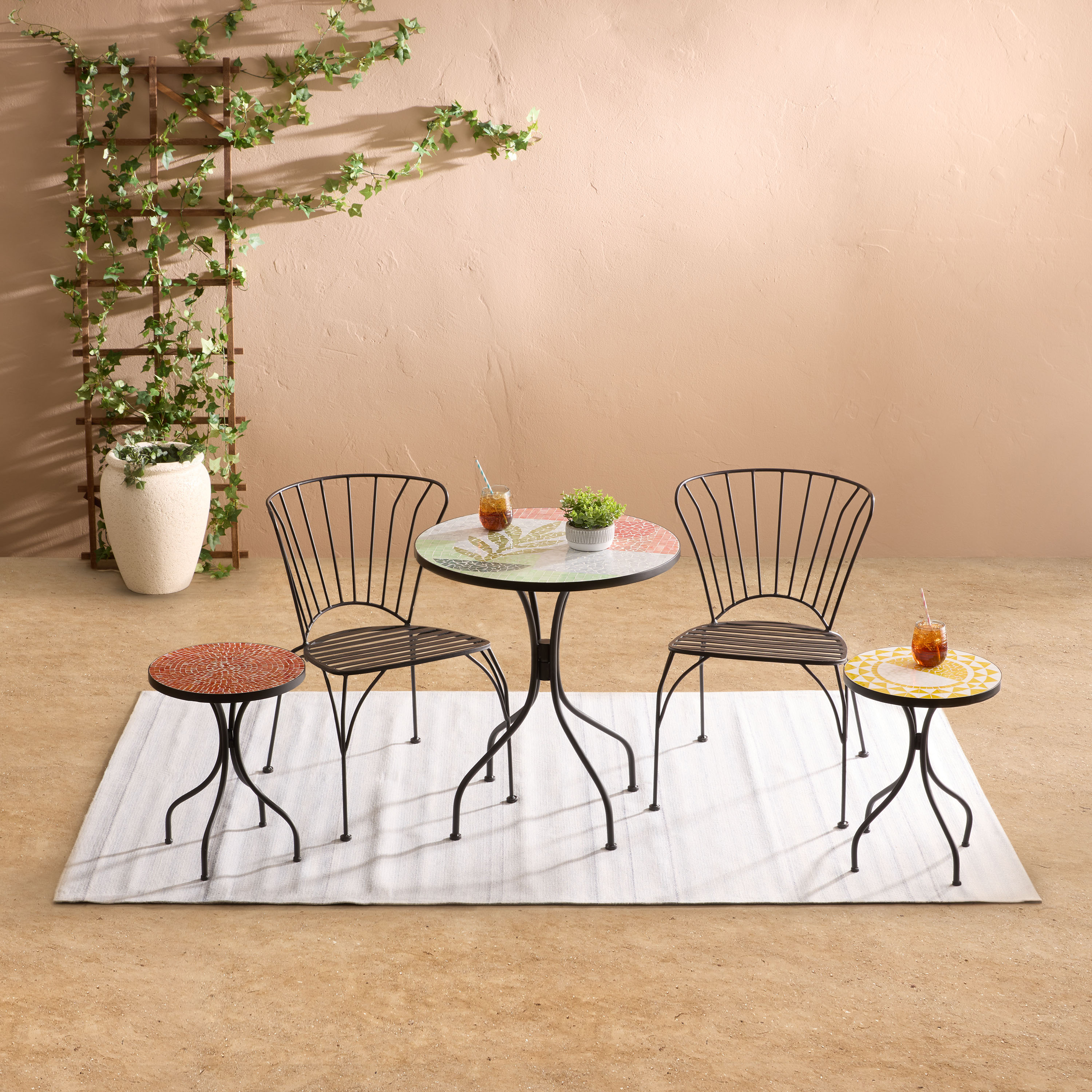 その他 british table and ornamental glass 1956 Cadiz Glass Mosaic and Black Metal Outdoor Furniture Collection